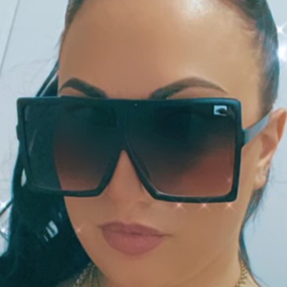 Bundle Of 4 - image 1